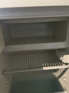 Väike külmkapp (4 foto / 6)