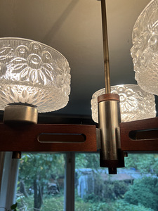 Kolme kupliga laelamp (3 foto / 3)