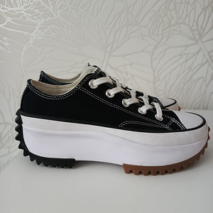 Converse (1 фото из 3)