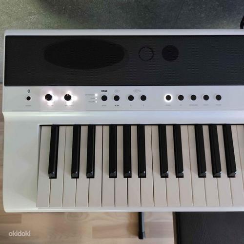 Valge haamri klahvidega digitaalklaver / White digital piano (foto #4)
