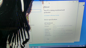 HP 15-ay000ny (2 foto / 3)