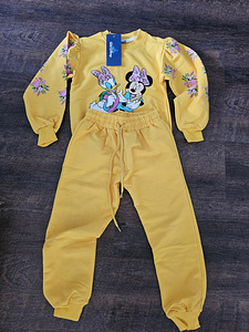Спортивный костюм (2 фото из 10)