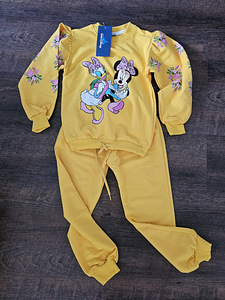 Спортивный костюм (9 фото из 10)