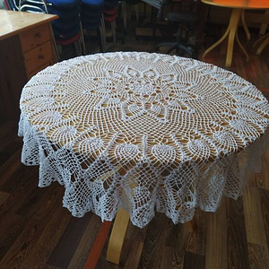 Uued heegeldatud laudlinad 150 cm (5 foto / 5)