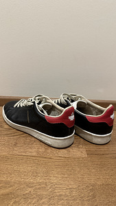 Dsquared2 (3 foto / 3)