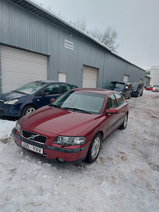 Volvo s60 awd (1 foto / 3)