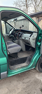 Renault Trafic (11 фото из 12)