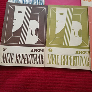 Muusikaraamatud "Meie Repertuaar" 10 TK (5 foto / 10)