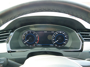Volkswagen passat highline 1.8 132kv (9 foto / 11)