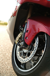 Suzuki Hayabusa gsx 1300 (2 foto / 7)