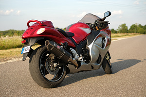 Suzuki Hayabusa 1300 (7 foto / 7)