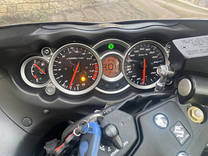 Suzuki Hayabusa 1300 (5 foto / 10)