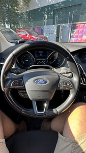 Ford Focus 2017 (4 фото из 6)