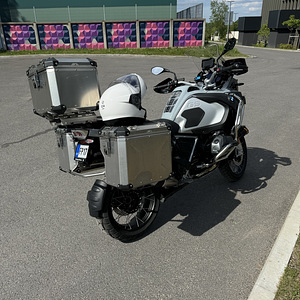 BMW GS 1250a (3 фото из 5)