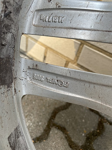 Audi S-Line 18 + ContiVikingContact 245/40R18 (6 foto / 10)