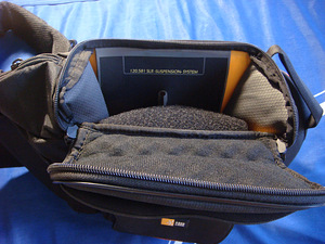 Canoni fotokotid / Lowenpro Case Logic SLRC-205 (2 foto / 3)