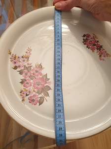 Suurte taldrikute komplekt (6 foto / 6)