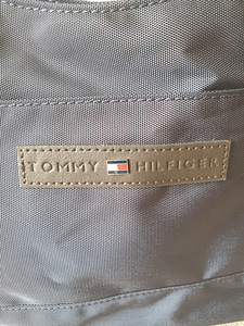 Сумка Tommy Hilfiger (6 фото из 10)