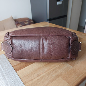 Kott Tommy Hilfiger (5 foto / 10)