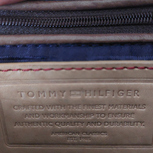 Kott Tommy Hilfiger (9 foto / 10)