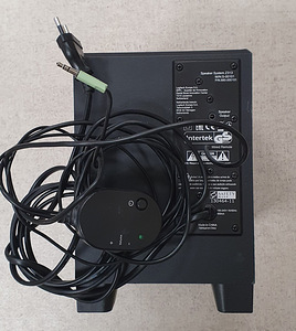 Kõlarid Logitech Z313 (2.1, ehk 2 kõlarit ja subwoofer) (6 foto / 6)