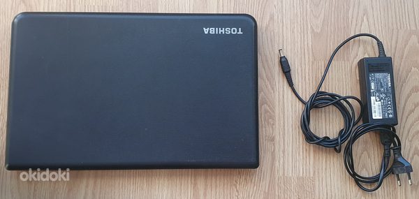 15,6" Toshiba Satellite C-50-A-19T + laadija (varuosadeks)