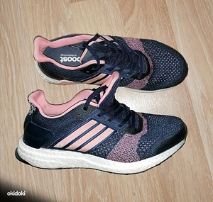 Adidas ultra tossud suurus 40 2/3 (1 foto / 3)