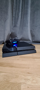SUPER! Playstation 4 / PS4 mängukonsooli kmpl + mängud* (2 foto / 5)