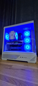 Polar Star! i7-12700K/16-32GB/NVMe/RX7600 - RX 9070XT (2 foto / 8)
