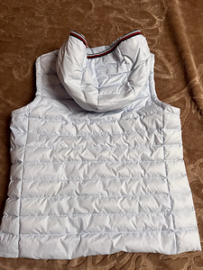 Vest Tommy Hilfiger (2 foto / 5)