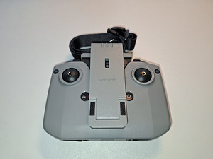 DJI Mini 3 Pro + Fly More Kit + RC + RC-N1 (7 foto / 10)