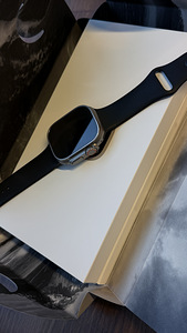 Apple Watch Ultra 1 (1 foto / 3)