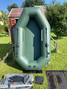 Лодка Kolibri k220t (1 фото из 1)