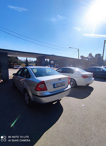 Ford focus 1.6 (4 foto / 5)