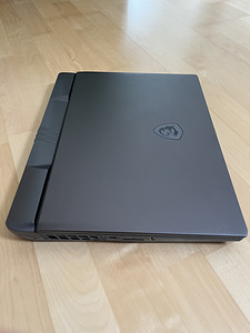 MSI VECTOR 16 HX A14VGG QHD 240Hz i9-14900HX RTX 4070 (4 foto / 8)