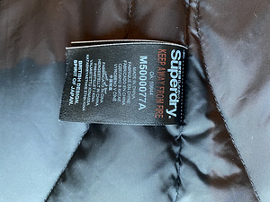 Пуховик superDry, размер M (3 фото из 4)