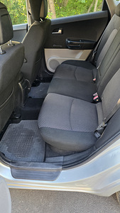 Kia Ceed (6 foto / 8)