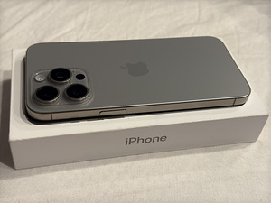 iPhone 15 Pro Max 512GB Natural Titanium (3 foto / 3)