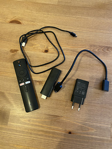 Mi Tv stick 4k (3 foto / 3)