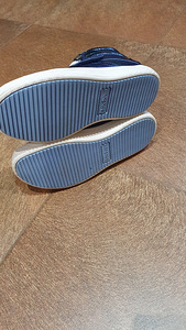 Skechers jalatsid, suurus 34 (3 foto / 4)