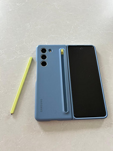 Samsung Galaxy Fold5 512 (4 foto / 6)