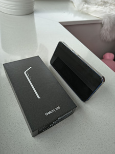 Samsung S25 256GB (6 foto / 8)