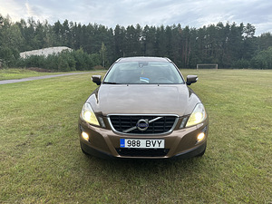 Volvo xc60 2.4tdi 120kw 2009a (1 foto / 13)