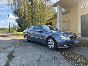 MERCEDES-BENZ E 270 CDI 2002 manual (2 foto / 12)