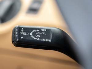 Volkswagen Passat Highline 2.0 110KW (10 foto / 12)