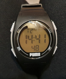 Новые часы Puma