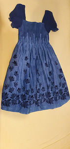 Красивое платье с пышной юбкой, размер 36-38