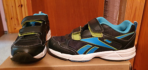 Reebok tossud, suurus 31,5 (1 foto / 2)