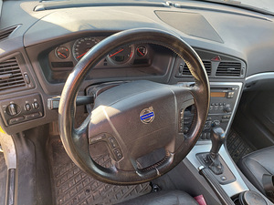 Продам Volvo V70 D5, 2006, 2.4TDI, (2 фото из 11)