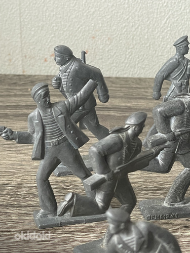 Оловянные игрушки солдатики ,винтаж СССР (фото #5)